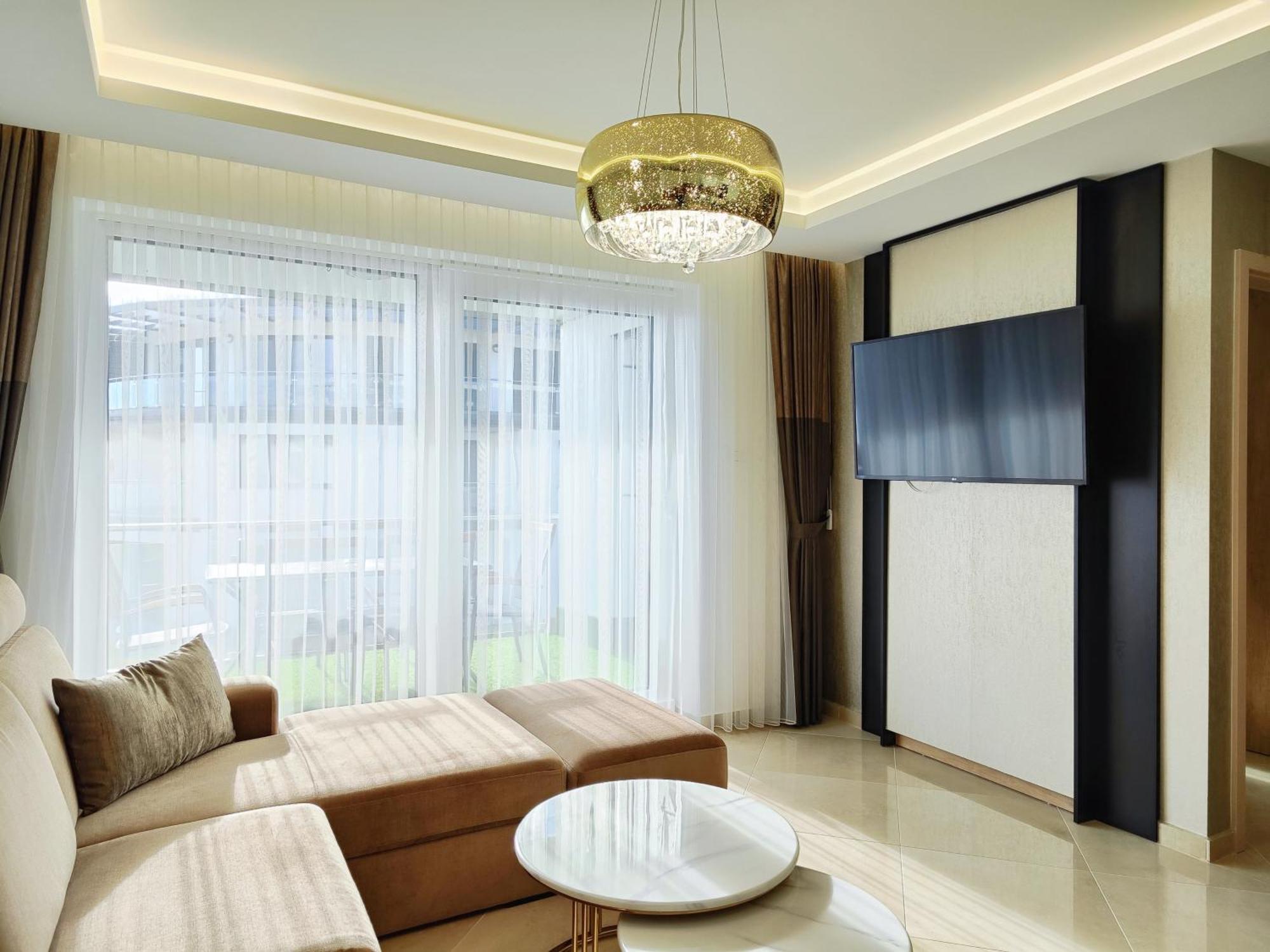 Royal Liberty Apartment Keszthely Extérieur photo