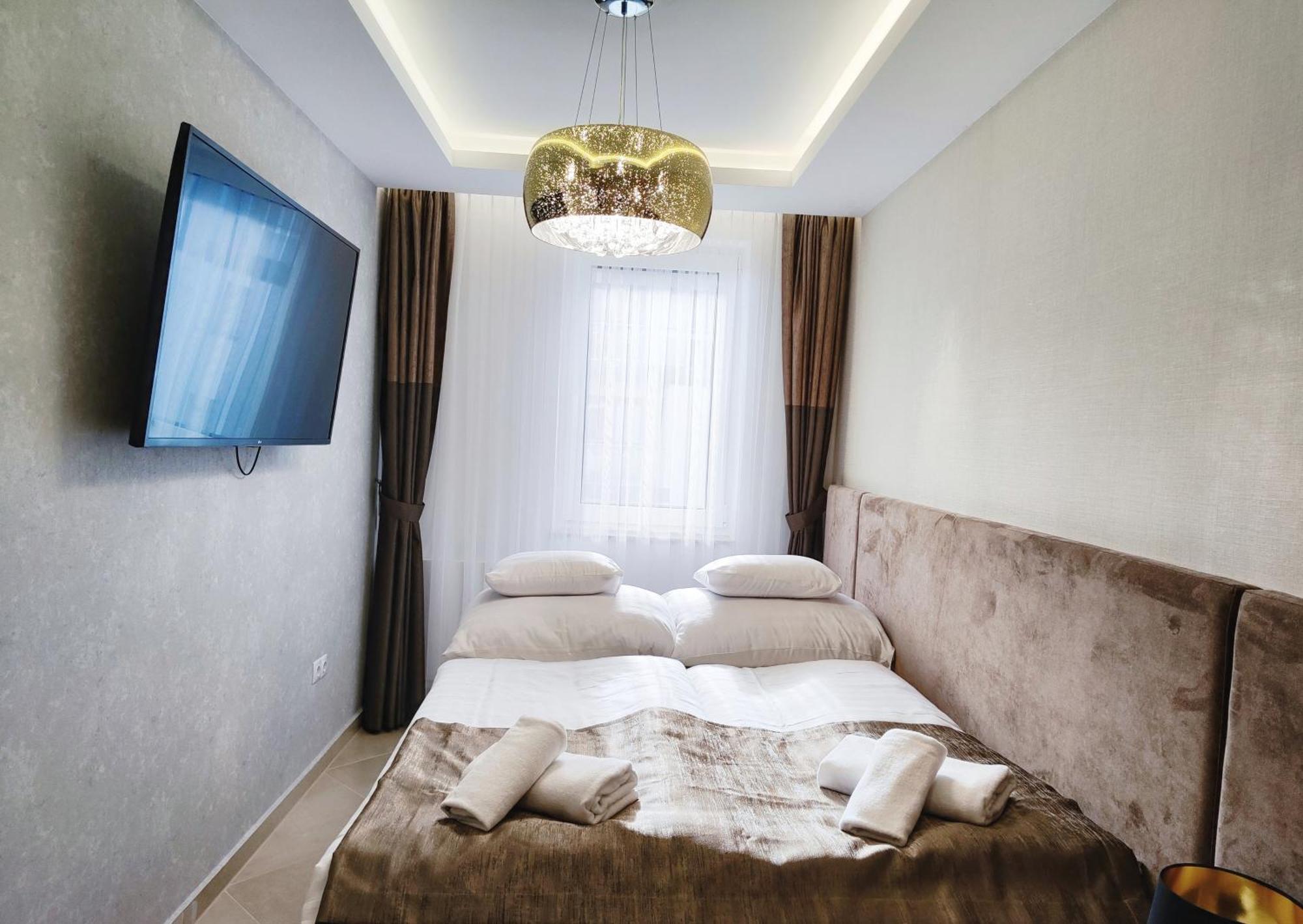 Royal Liberty Apartment Keszthely Extérieur photo